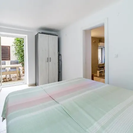 Apartment Centar Manu - Two Bedroom *